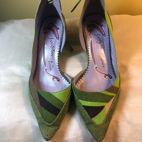 Heels - Picture 1 of 7